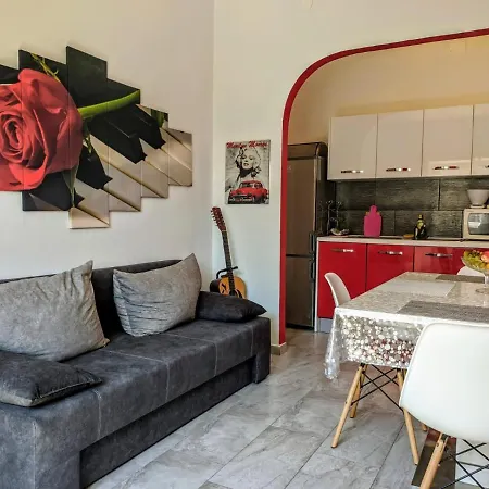 Apartment Glorianita Sweethome,centar, Reserved Parking,self Check- In