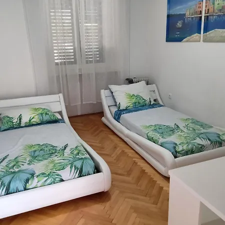 Glorianita Sweethome,centar, Reserved Parking,self Check- In Apartment Šibenik