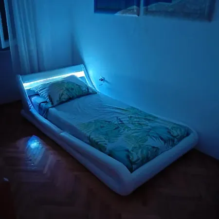 Glorianita Sweethome,centar, Reserved Parking,self Check- In Apartment