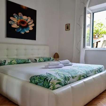 Glorianita Sweethome,centar, Reserved Parking,self Check- In Apartment Šibenik