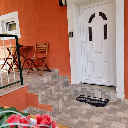 Glorianita Sweethome,centar, Reserved Parking,self Check- In *