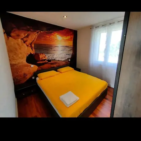 Glorianita Sweethome,centar, Reserved Parking,self Check- In * Šibenik