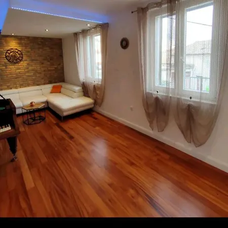 Glorianita Sweethome,centro, Free Parking,self Check- In