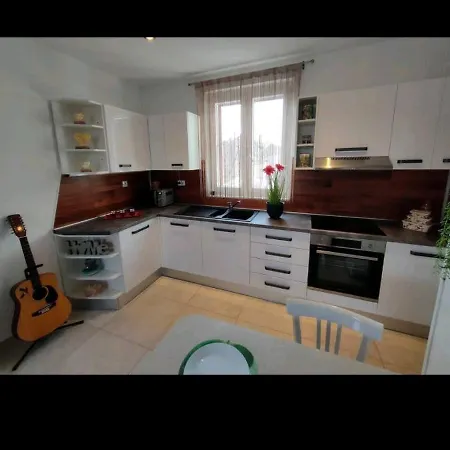 Apartment Glorianita Sweethome,centar, Reserved Parking,self Check- In Šibenik
