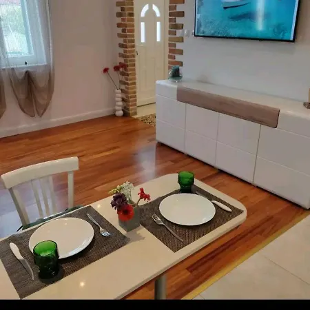 Glorianita Sweethome,centro, Free Parking,self Check- In