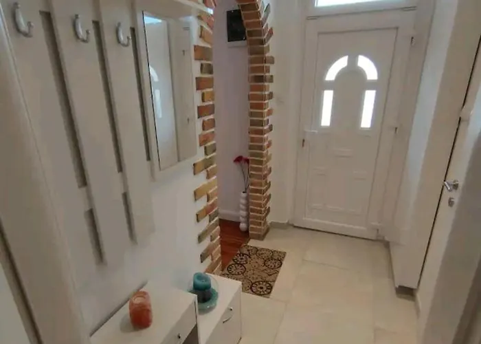 アパート Glorianita Sweethome,centro, Free Parking,self Check- In シベニク