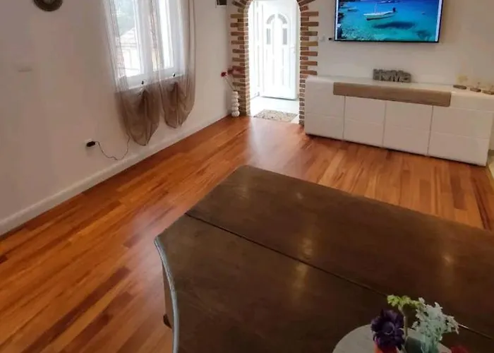 Glorianita Sweethome,centro, Free Parking,self Check- In Appartement Šibenik